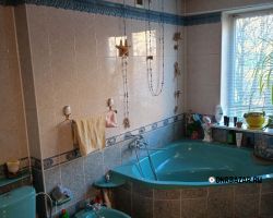 Квартира 6-комнатная в 2-х уровнях в Калининском р-не